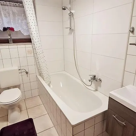 Lägenhet Moderne, Ruhige Ferienwohnung! *