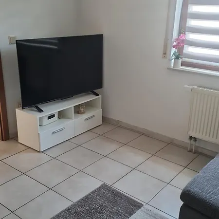 Moderne, Ruhige Ferienwohnung! *