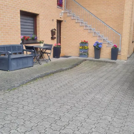 Moderne, Ruhige Ferienwohnung! Apartament